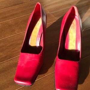 BCBG red women shoe